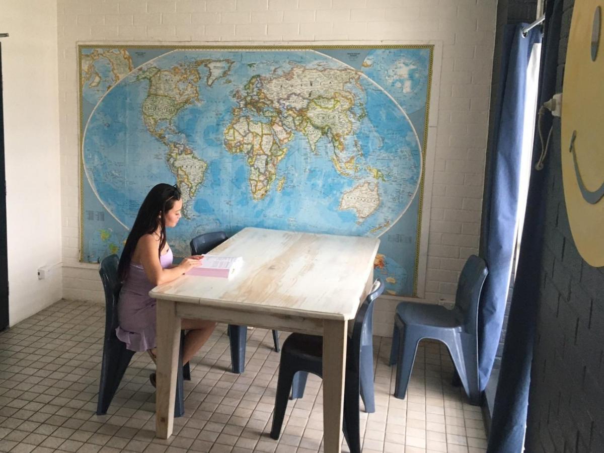 Youth Shack Backpackers Дарвин Экстерьер фото